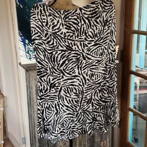 🤎🖤White Stag tribal print XL skirt, like new🖤🤎